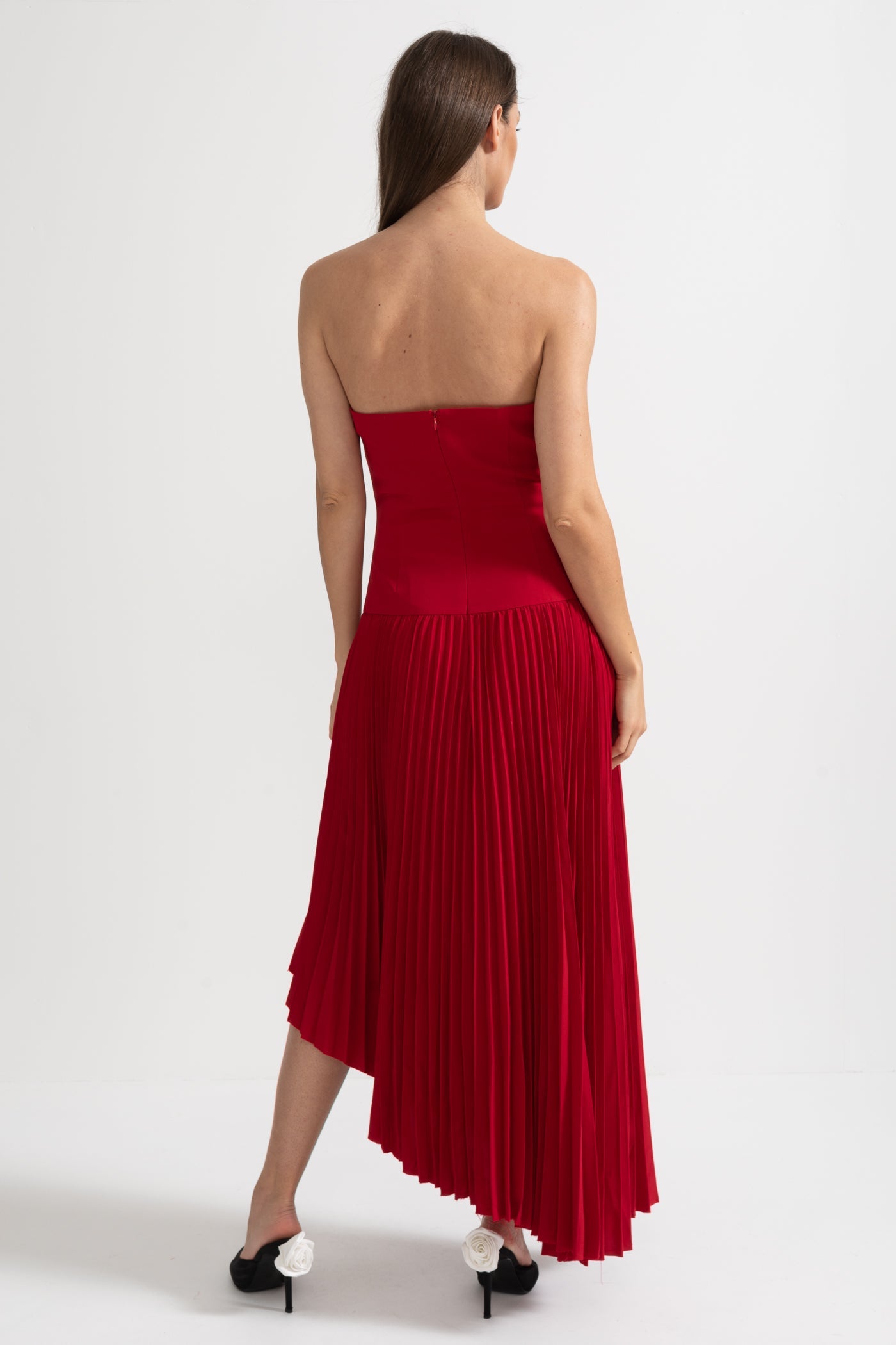 Vestido Midi Plissado com Capa de Ombro Removível Decorada - Vermelho