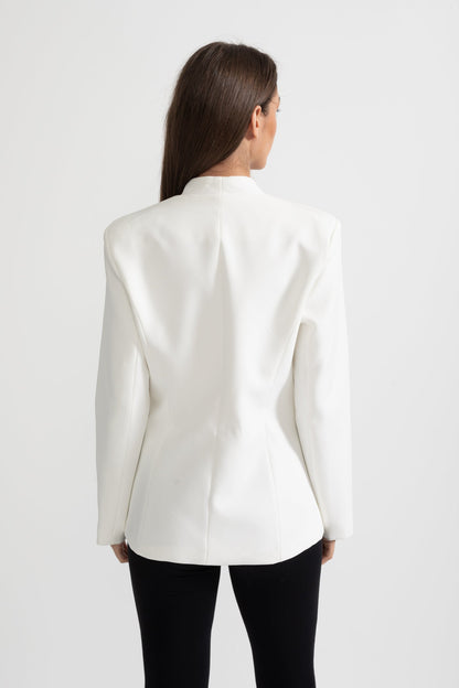 Blazer Sob Medida Com Ombros Estruturados E Fechos Florais Prateados - Branco