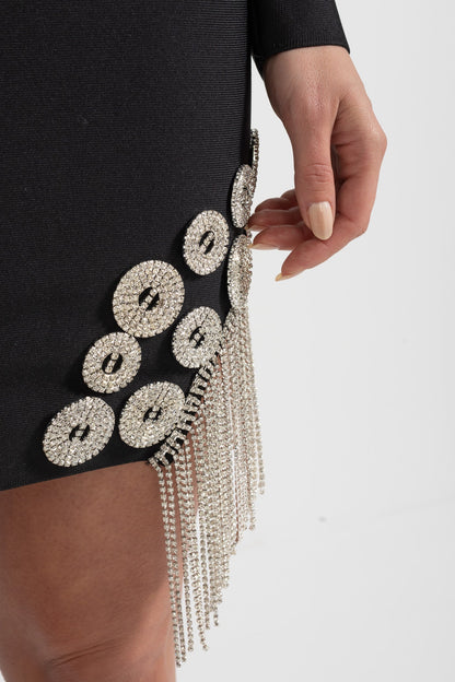 Vestido Blazer Embelido com Cristais e Ombros Estruturados, Decote em V Profundo e Barra Franjada Brilhante - Preto