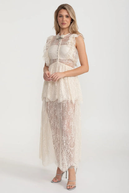 Vestido de Renda Elegante Inspirado no Vintage com Detalhes em Renda e Saia em Camadas - Ivoire