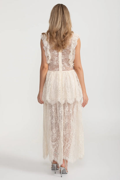 Vestido de Renda Elegante Inspirado no Vintage com Detalhes em Renda e Saia em Camadas - Ivoire