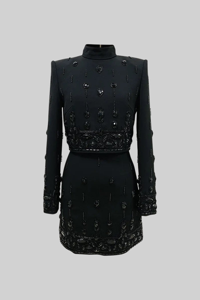 Conjunto com Diamantes e Saia Mini - Preto