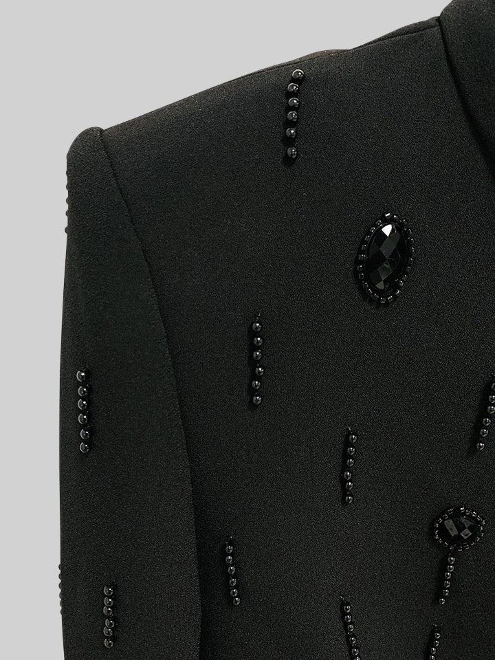 Conjunto com Diamantes e Saia Mini - Preto