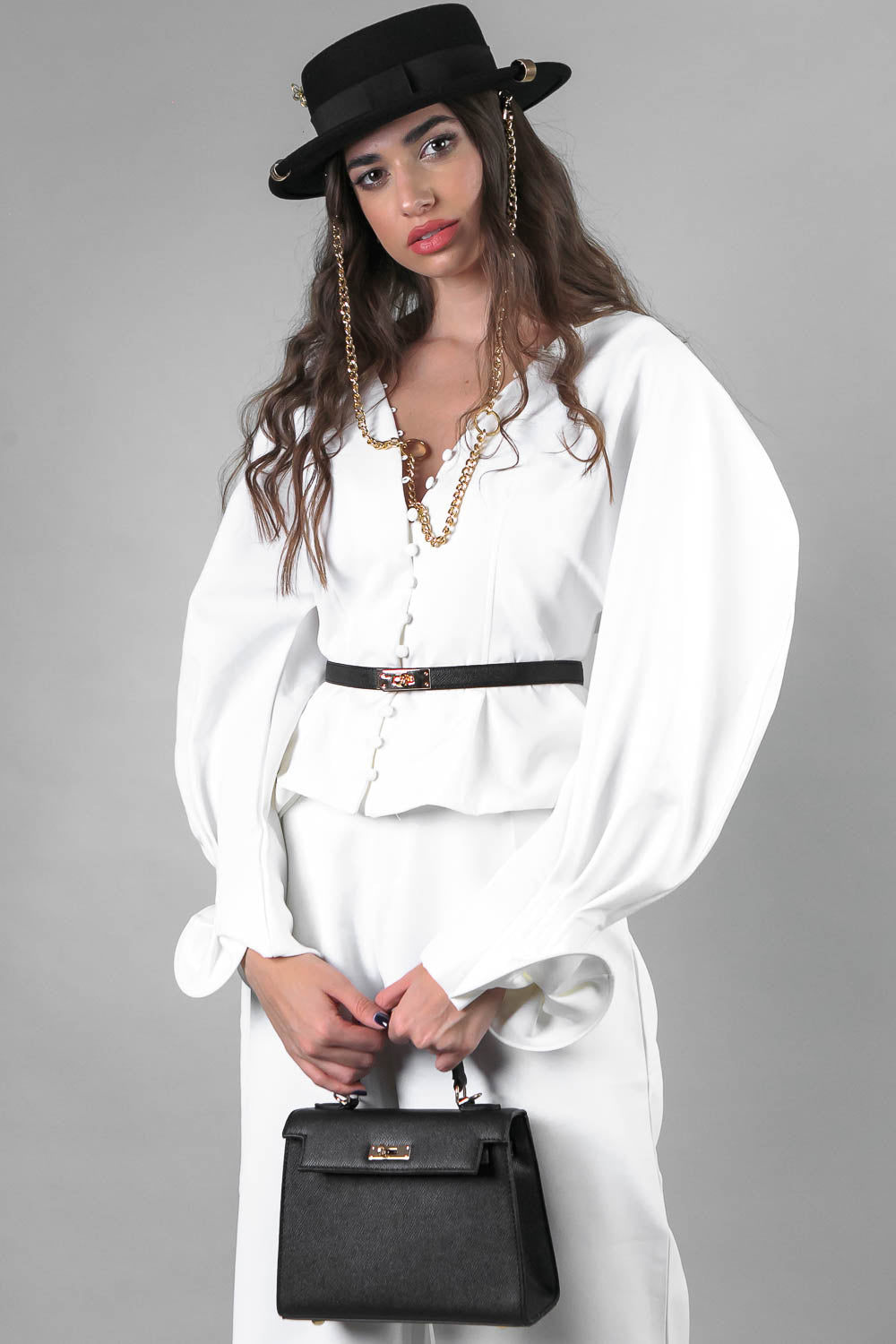 Cinto Fino Com Detalhes Dourados - Preto