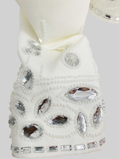 Conjunto com Diamantes e Saia Mini - Branco
