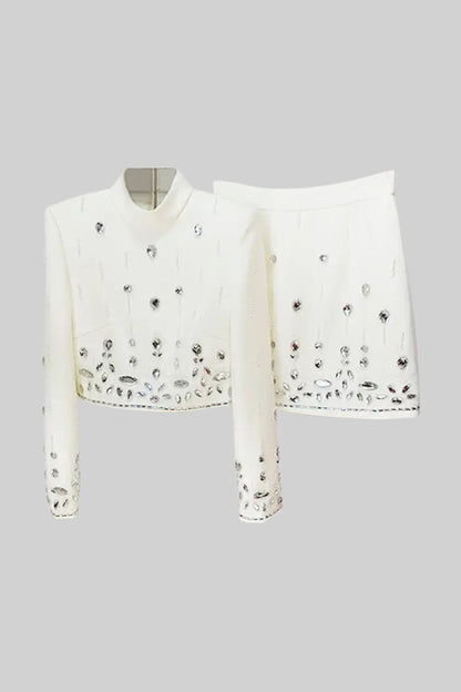 Conjunto com Diamantes e Saia Mini - Branco