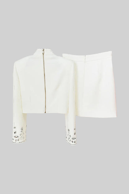Conjunto com Diamantes e Saia Mini - Branco
