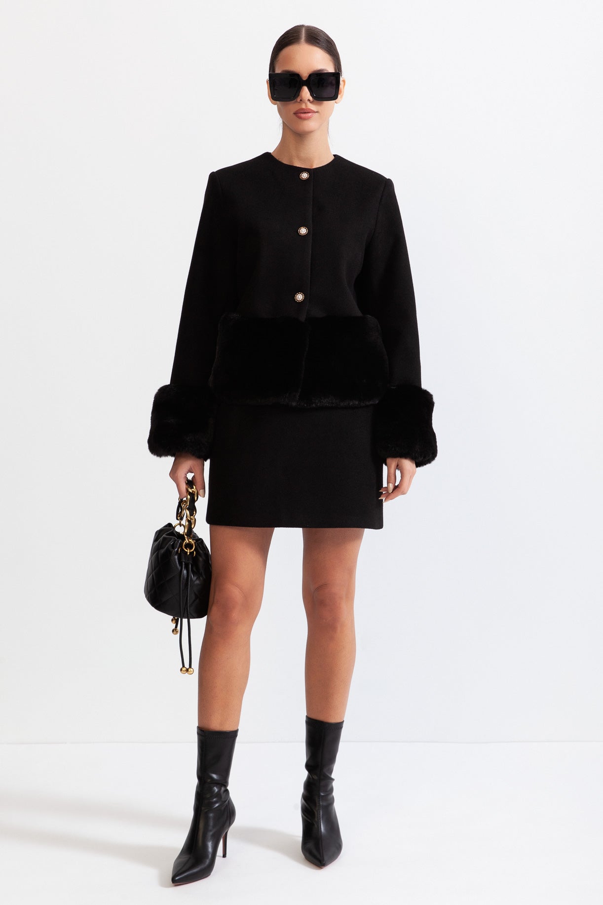 Conjunto de pelo sintético com casaco e saia - Preto