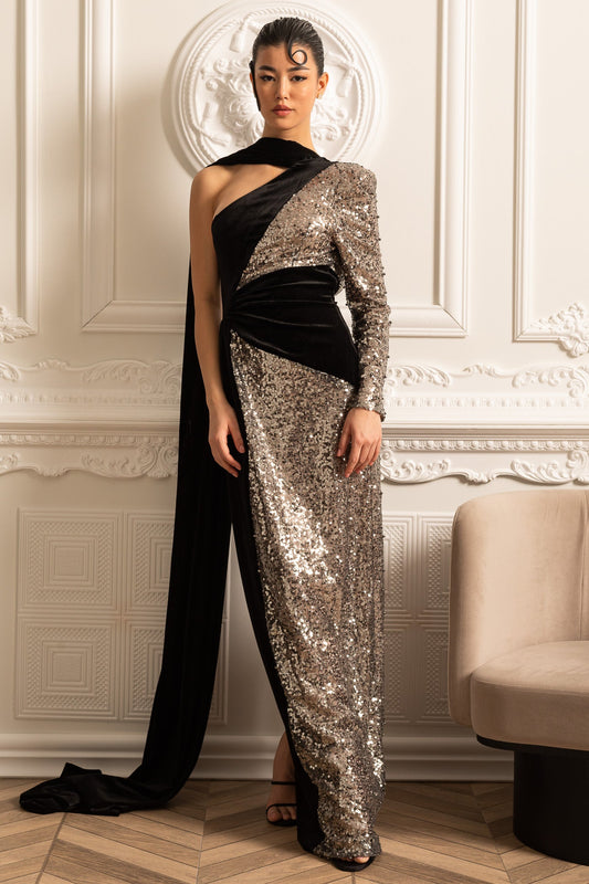 Vestido Glamouroso com Lantejoulas e Acentos de Veludo Preto - Prata