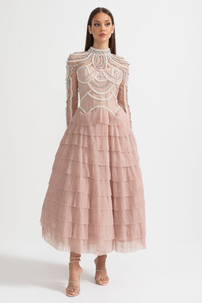 Vestido Elegante de Manga Longa com Saia em Camadas e Rendas Intricadas - Rosa