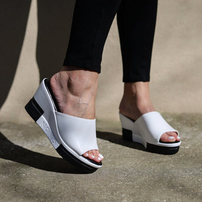 ALYA | Sandálias com cunha