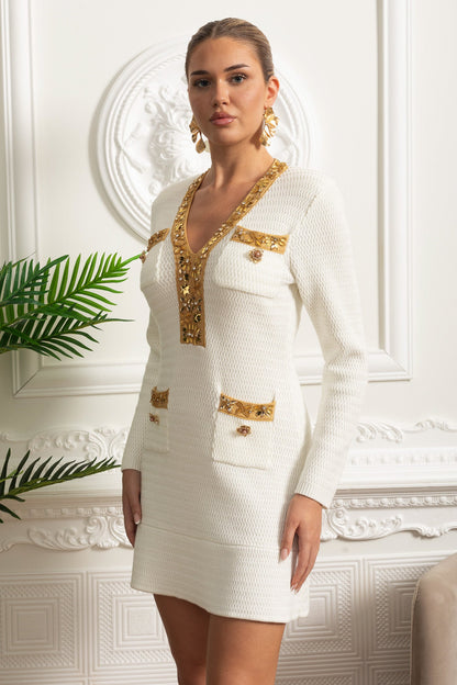 Vestido Mini Texturizado Com Mangas Longas E Detalhes Dourados - Branco