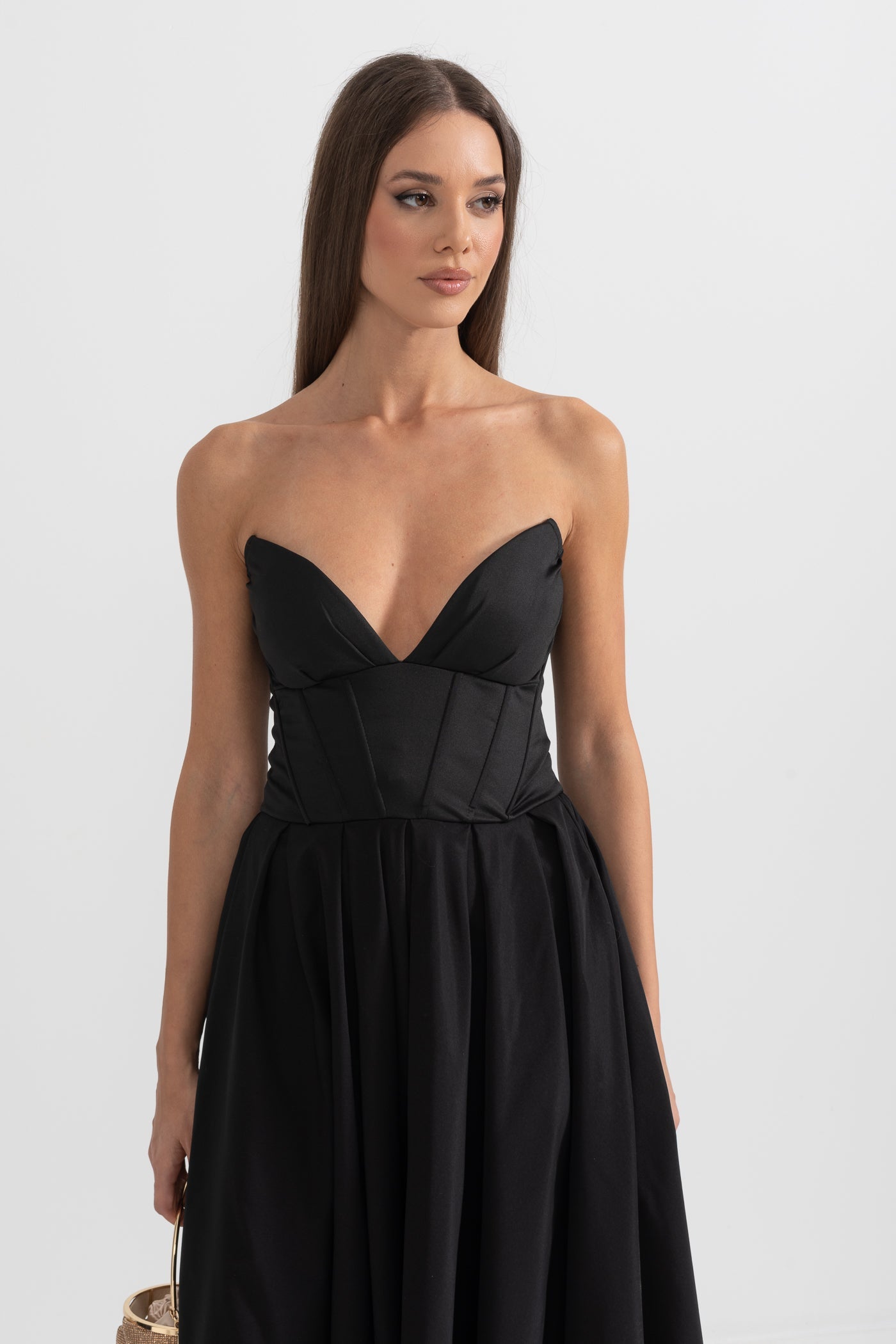 Vestido Midi Sofisticado Sem Alças com Corpete Ajustado - Preto