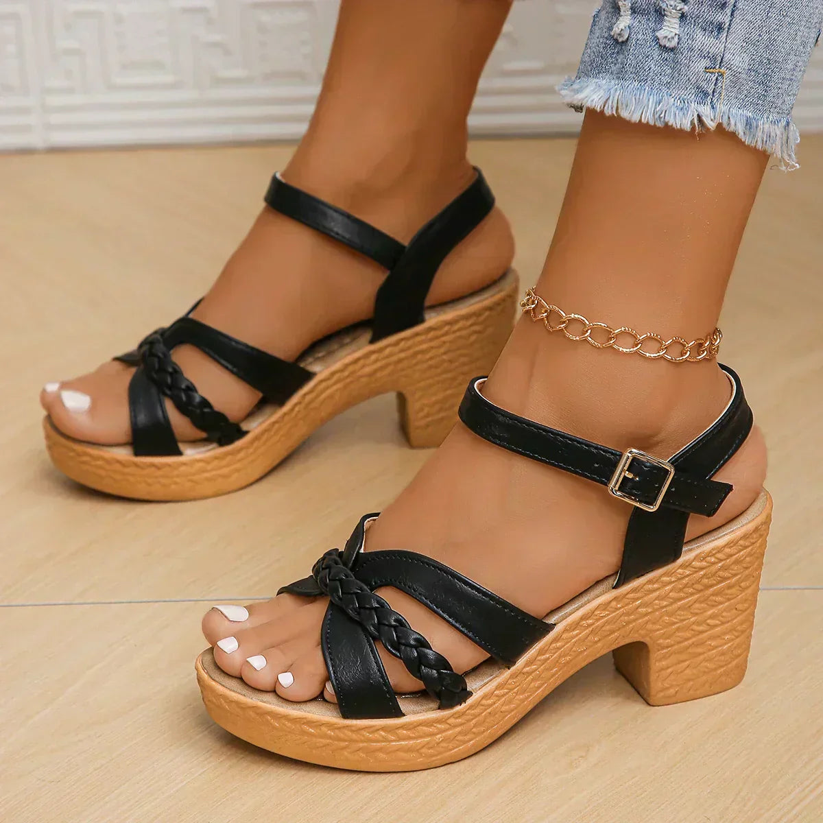 Senna - Sandálias ortopédicas da moda