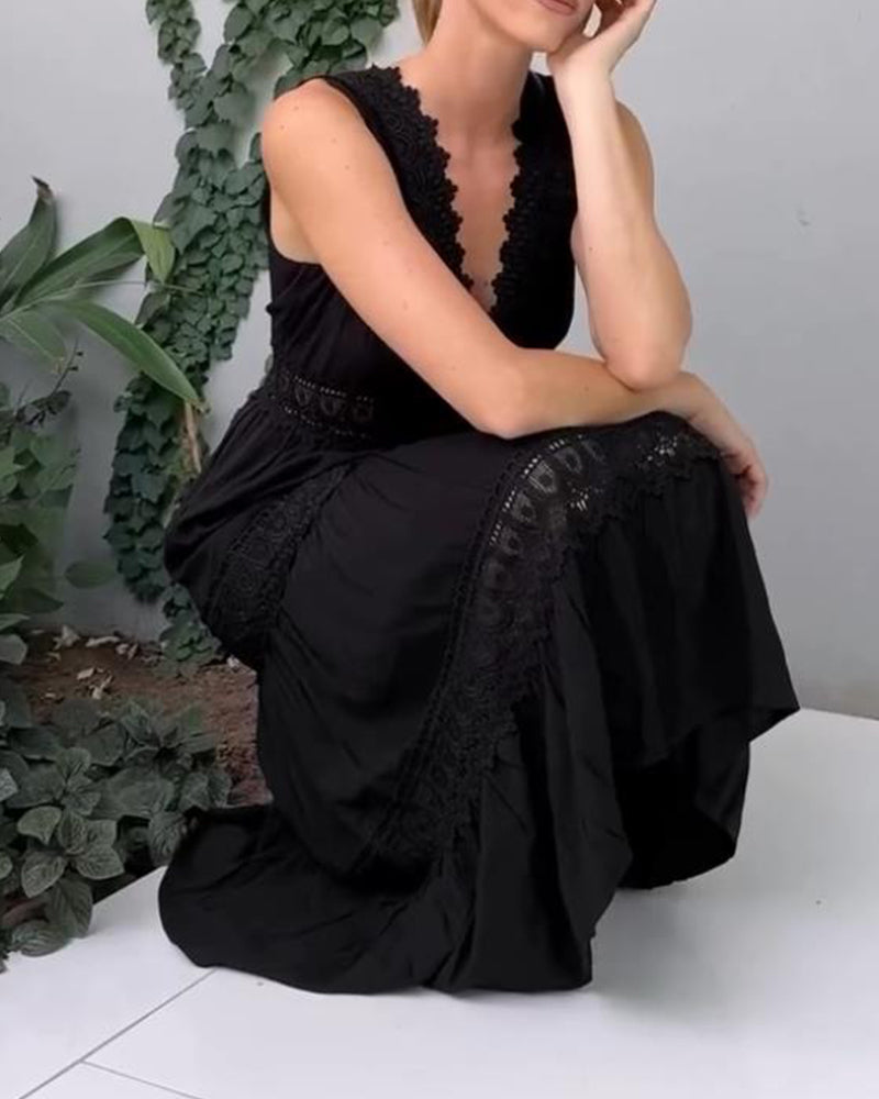 Charlotte - Vestido de renda artesanal com decote em V
