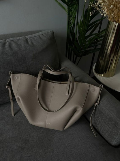 Teresa – Bolsa Tote com Alças Curvas