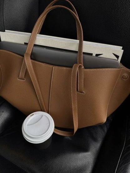 Teresa – Bolsa Tote com Alças Curvas