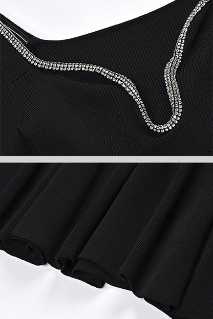 Vestido de Manga Longa com Corpete Ajustado e Bainha Largada - Preto