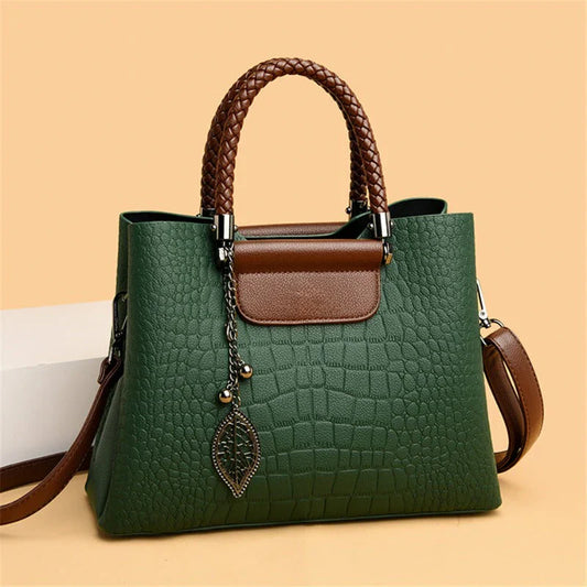 Bolso Amplo - Elegante - Prático