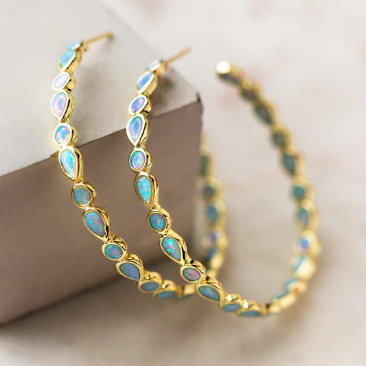 Brincos em Ouro com Opala Azul Vintage