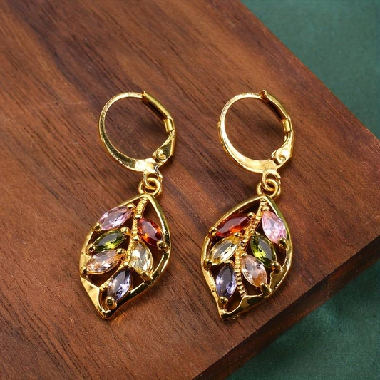 Brincos Vintage em Folha de Ouro com Zircônias Coloridas