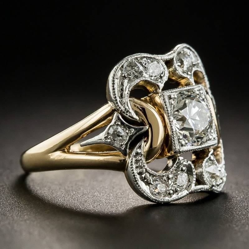 Anel vintage em ouro com zircônia