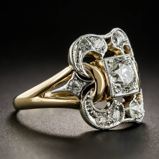 Anel vintage em ouro com zircônia
