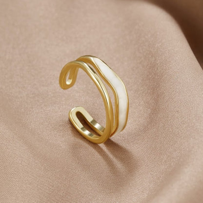 Anel Dourado Sahara em Camadas