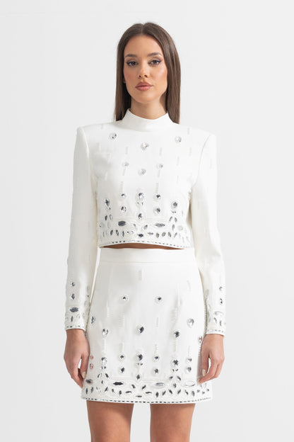 Conjunto com Diamantes e Saia Mini - Branco
