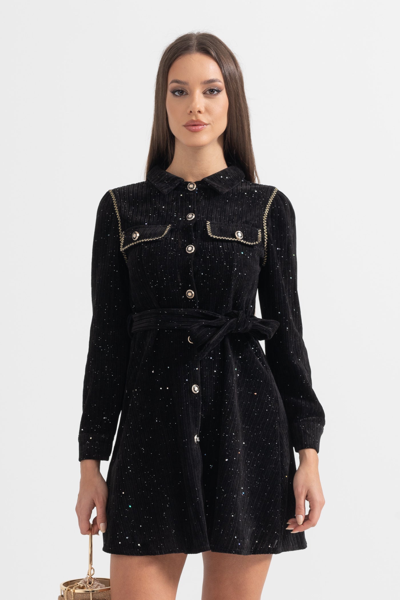 Vestido Elegante com Detalhe de Costura em Contraste - Preto