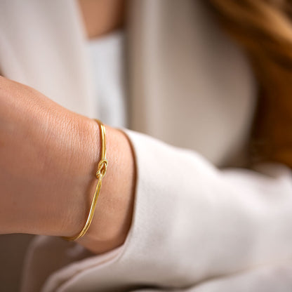 1 Pulseira Nó Infinito 18k